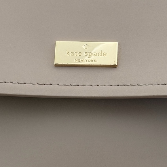 Kate Spade Arbour Hill Lilah Satchel Crossbody Beige Neutral Leather - Picture 3 of 9